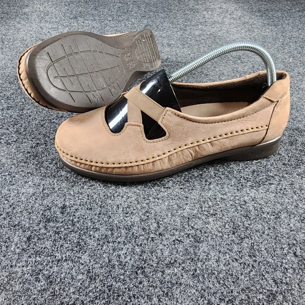 SAS Crissy Slip-On Loafers Womens 10W Tan Nubuck Leather Elastic Strap EUC